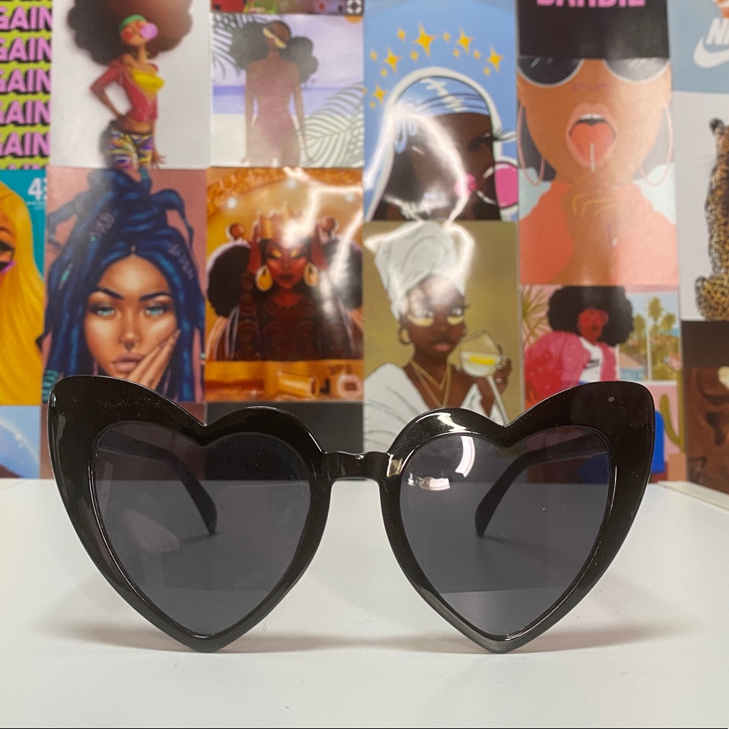 Black Heart Frames